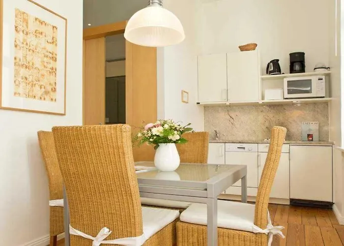 Astrid, T3 Stade Apartman *